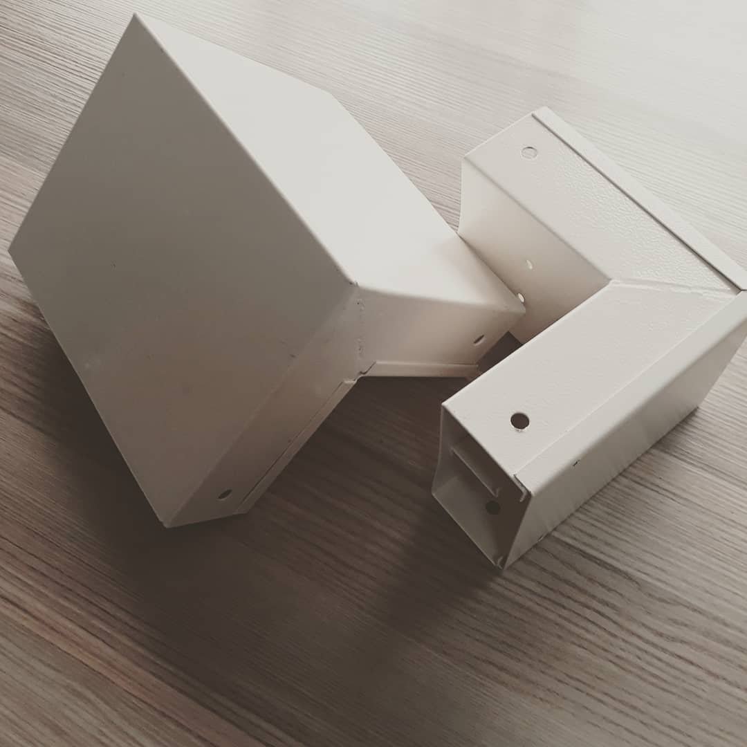 Metallic Corner Bend 250mm